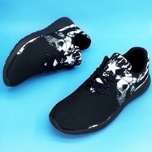Men’s Gothic ✦ Skull Sneakers ✦ Black White Canvas Lace-Up Alt-Core Shoes NWT 10 - Picture 7 of 17